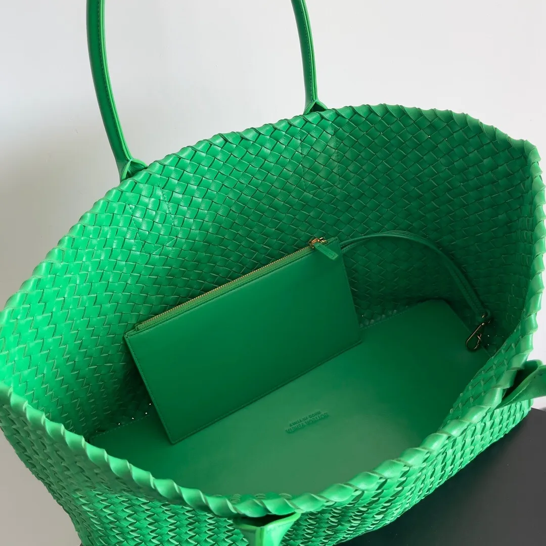 All categories 💚 Authentic bags 💚 BV 2025 new BV handbags